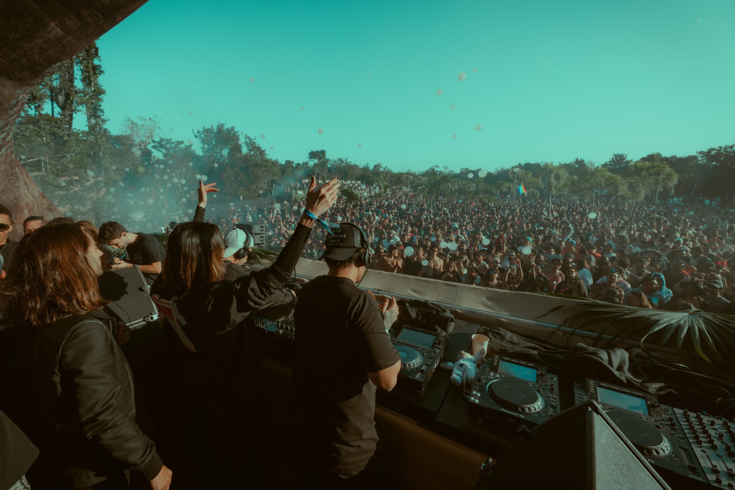 Tomorrowland CORE Tulum Melihat Debut Besar-besaran Dengan Budaya Vintage, Maceo Plex, Channel Tres & Lainnya